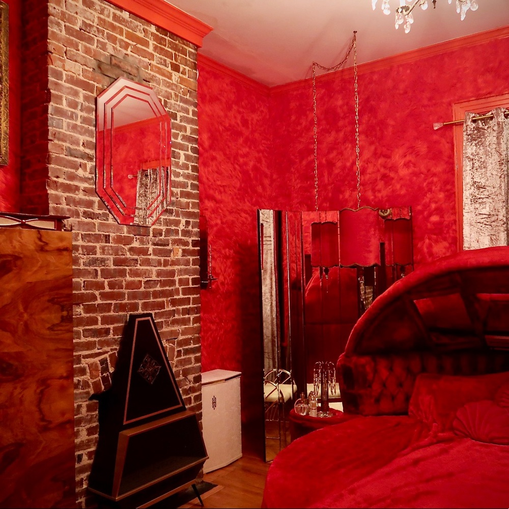 Meet your Posher, Beverly